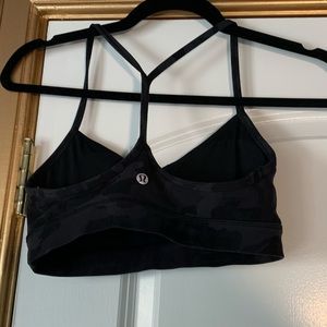 Size 6 lululemon black camo sports bra
